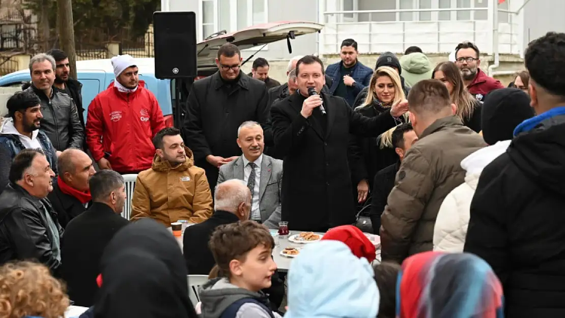 Bora Balcıoğlu, Cumhuriyet Mahallesi'nde vatandaşlarla buluştu