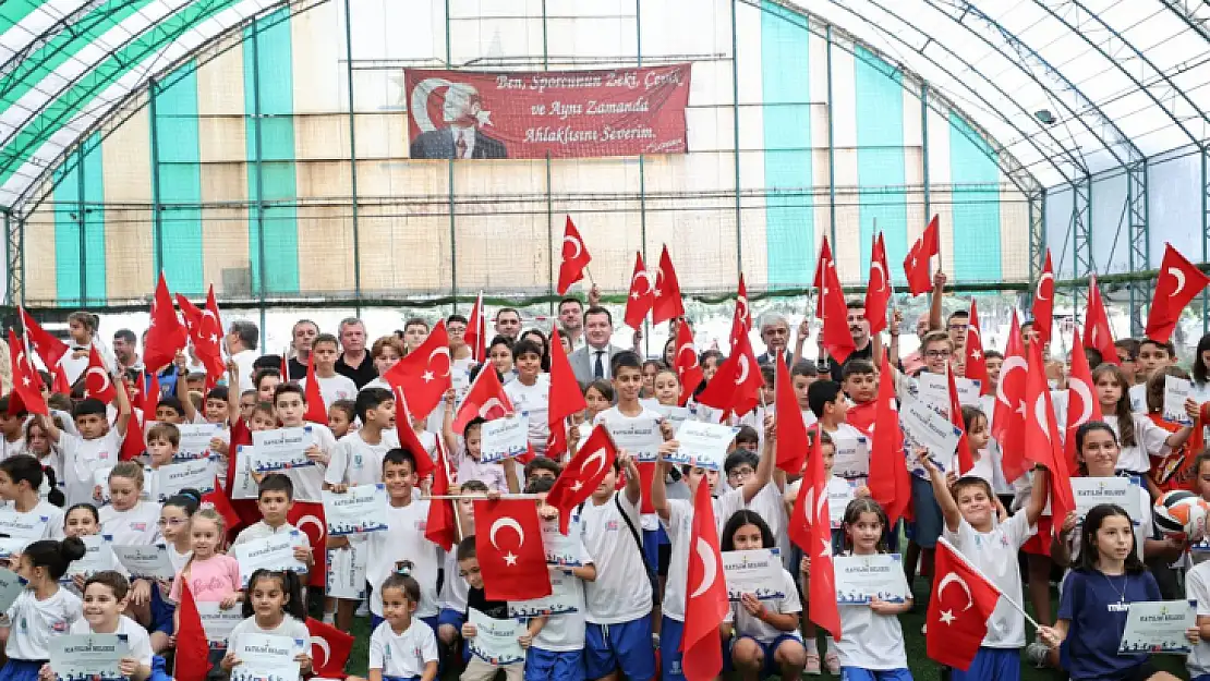 Silivri Belediyesi Tarafından Yaz Spor Okulu Kapanış Töreni Gerçekleştirildi