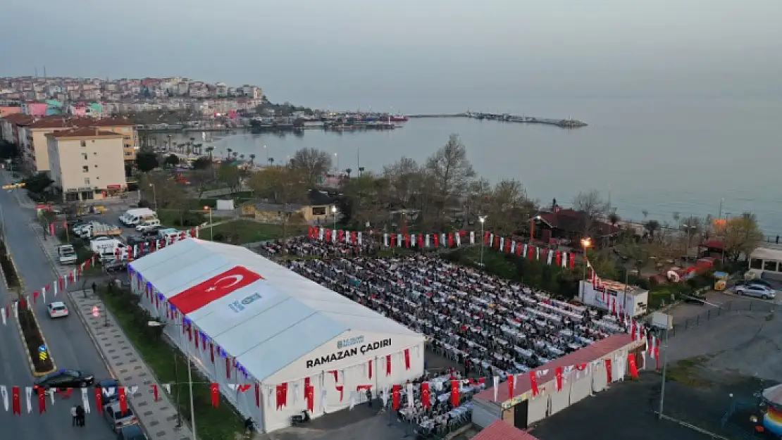 Silivri Belediyesinden 1.500 Kişiye Her Gün İftar Yemeği