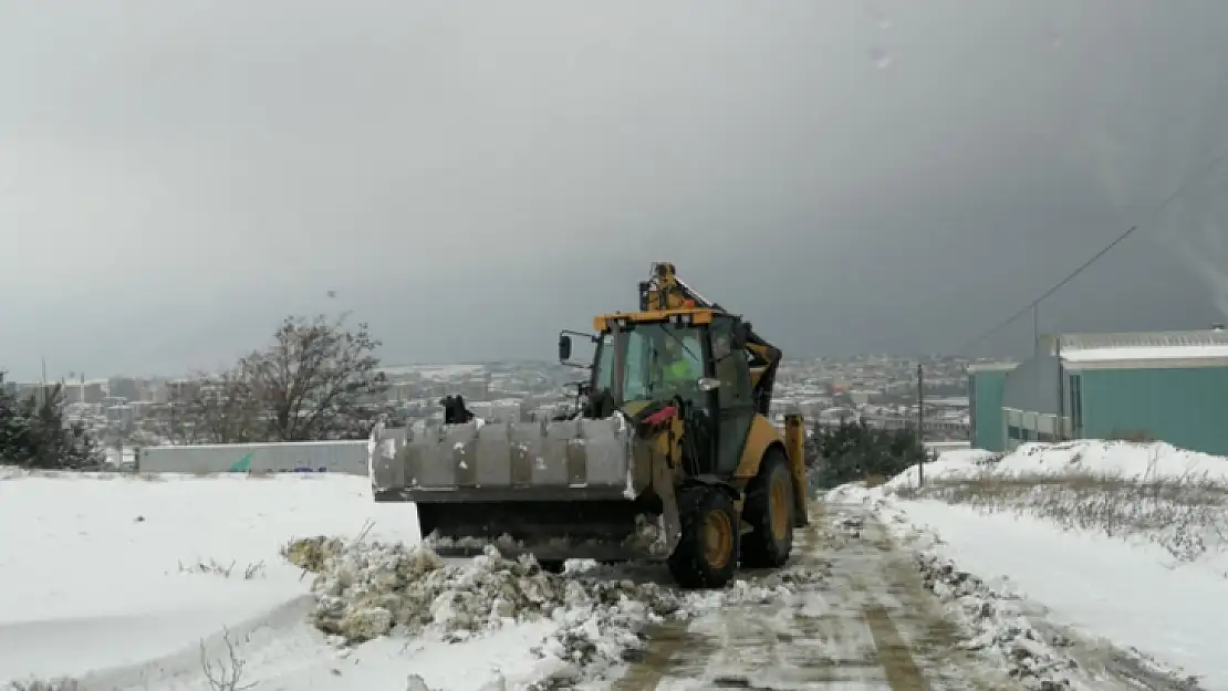 Silivri Belediyesinden Yoğun Kar Mesaisi