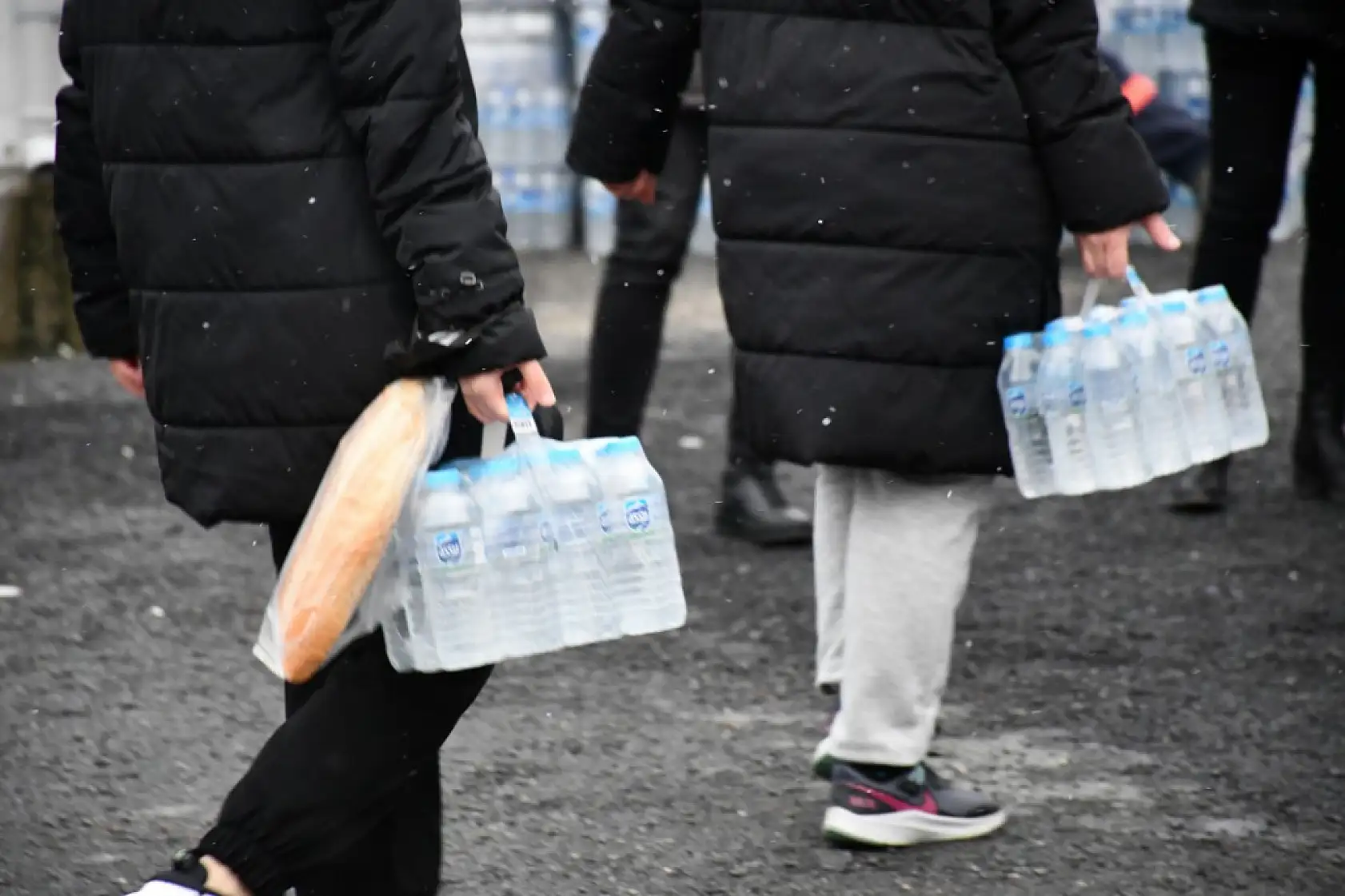 Silivri'den Deprem Bölgesine 15 Tır Yardım Malzemesi