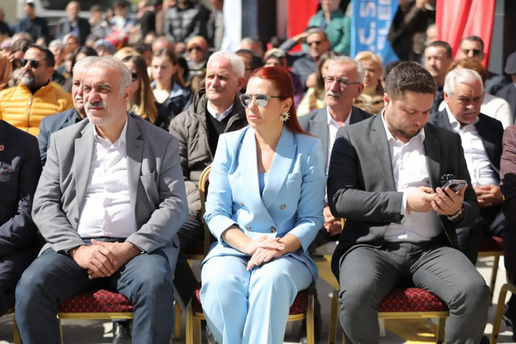 Varnalı konutlarında anahtar ve tapu teslim sevinci