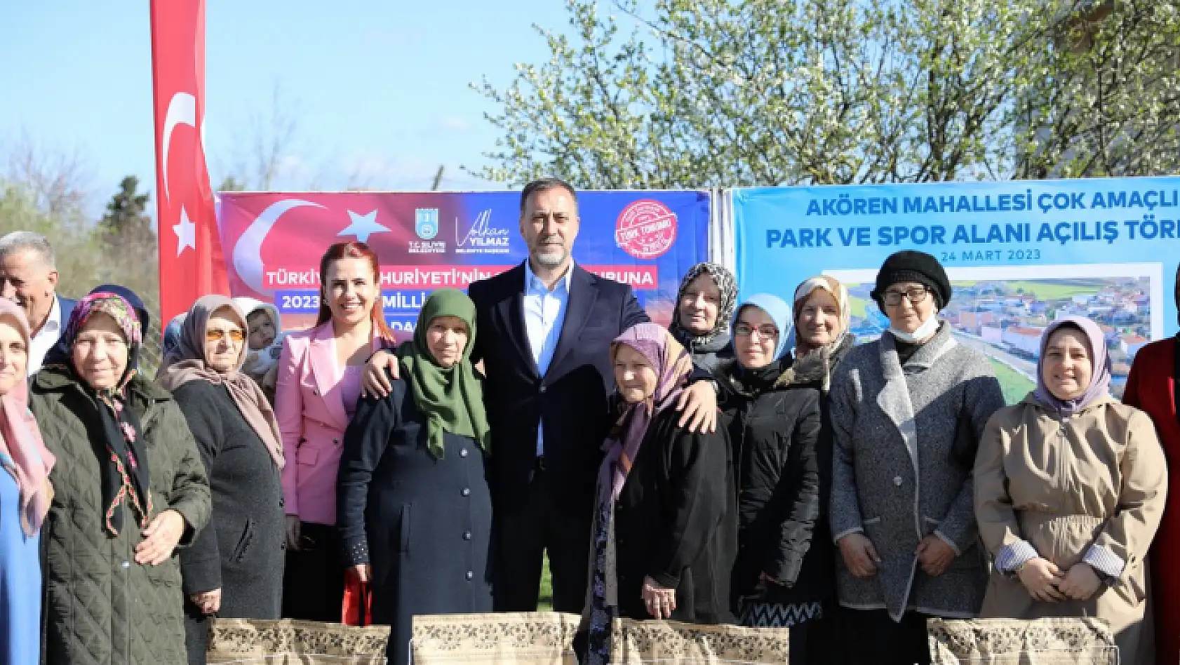 Silivri'de milli Ayçiçek tohumu dağıtımları devam ediyor