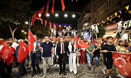 Silivri'de Zafer Yürüyüşü ve Berkay Konseri ile 30 Ağustos Coşkusu Yaşandı