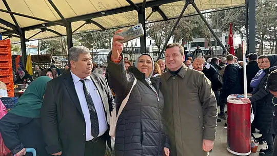 Balcıoğlu, Değirmenköy pazarında vatandaşlarla buluştu