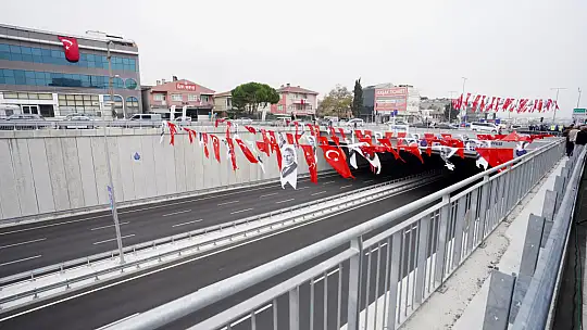İmamoğlu: Hiç kimseyi ayrıştırmadan, herkese eşit hizmet getiriyoruz