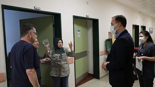 Başkan Yılmaz tedavi gören hastaları ziyaret etti