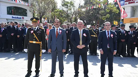 Çatalca'dan bir asırlık muhteşem Cumhuriyet coşkusu