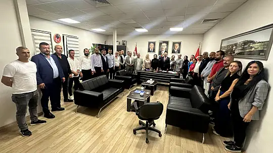 Bakmaz: Milliyetçi Hareket Partisi dimdik ayakta