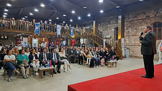 Küçükşeyler Anaokulu Açılışında Prof. Dr. Üstün Dökmen Velilere Faydalı Bilgiler Verdi