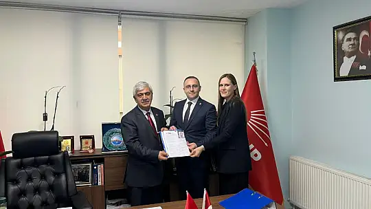 Ayeş: Doğduğum kente vefa borcumu ödemek için göreve hazırım