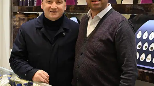 Bora Balcıoğlu, Silivri merkezde esnaf ve vatandaşlarla buluştu