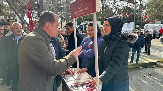 Balcıoğlu, Değirmenköy pazarında vatandaşlarla buluştu