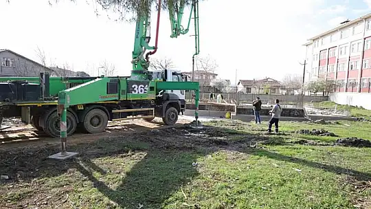 Büyükçavuşlu'ya açılış yağmuru