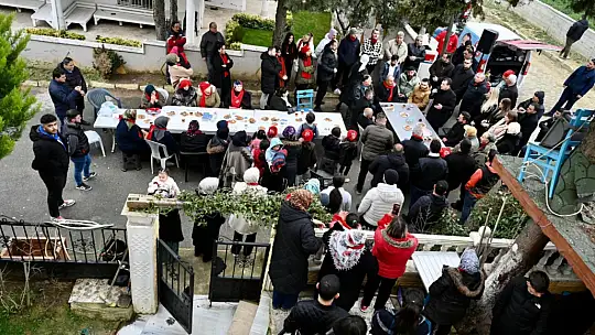 Bora Balcıoğlu, Cumhuriyet Mahallesi'nde vatandaşlarla buluştu