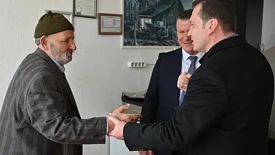 Bora Balcıoğlu Gümüşyaka'da saha çalışmalarını gerçekleştirdi