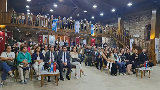 Küçükşeyler Anaokulu Açılışında Prof. Dr. Üstün Dökmen Velilere Faydalı Bilgiler Verdi