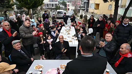 Bora Balcıoğlu, Cumhuriyet Mahallesi'nde vatandaşlarla buluştu