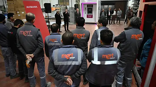 Balcıoğlu, Mert Reklam Fabrikasında İşçilerle buluştu