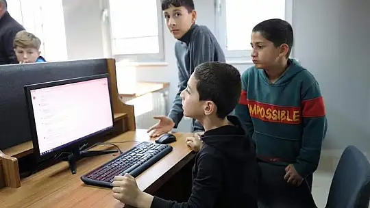 Büyükçavuşlu'ya açılış yağmuru