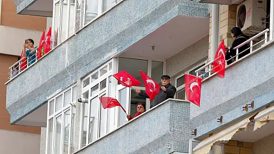 İmamoğlu, Silivri'de miting yaptı