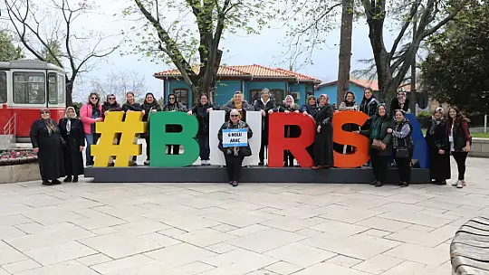 Başkan Yılmaz Bursa'da kadınlarla seslendi: Ant olsun!