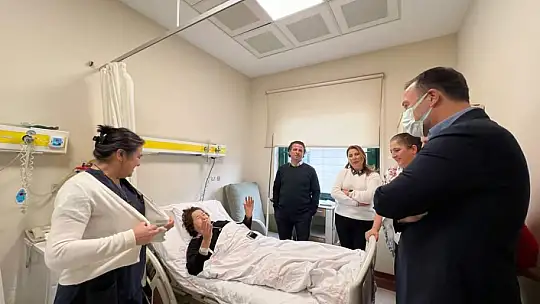 Başkan Yılmaz tedavi gören hastaları ziyaret etti