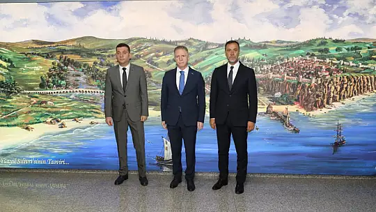 İstanbul Valisi Davut Gül Silivri'de temaslarda bulundu