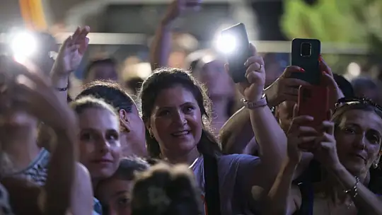 61. Yoğurt Festivali'ne Özcan Deniz ile muhteşem final