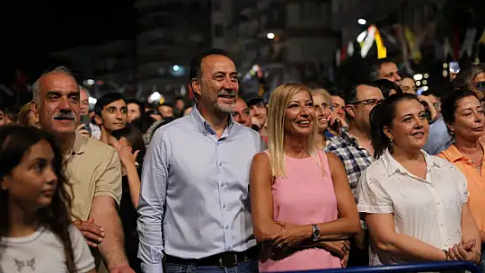 61. Yoğurt Festivali'ne Özcan Deniz ile muhteşem final