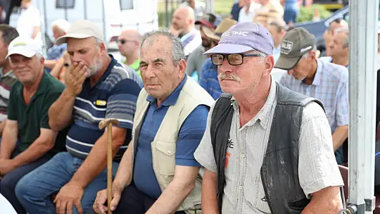 Silivri belediyesinden çiftçilere 12 milyon tl'lik tohumluk arpa desteği