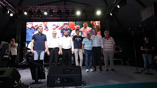 Silivri Değirmenköy'de domatesler yarıştı
