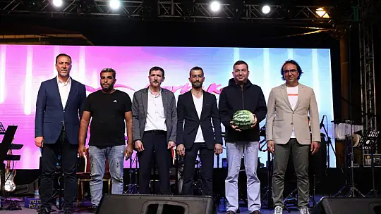 Silivri Kadıköy'de karpuzlar yarıştı