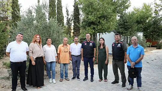 Depremzede öğrencilerin çanta ve kırtasiye malzemesi başkan Yılmaz'dan