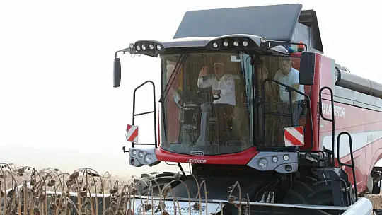 Başkan Yılmaz Milli Ayçiçek Hasadında Konuştu: 'Hayaldi Gerçek Oldu'