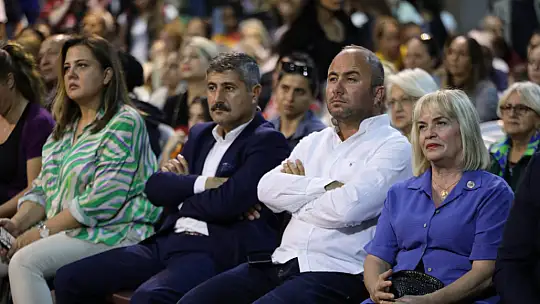 Silivri'de muhteşem Roman gecesi