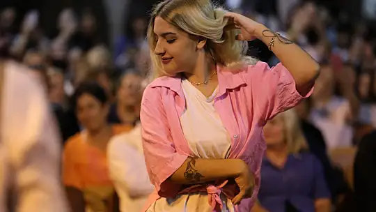 Silivri'de muhteşem Roman gecesi