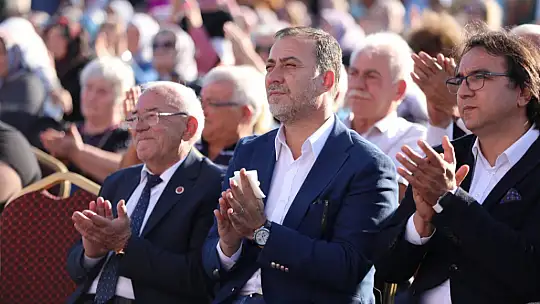 Sayalar'da hem biber hem hizmet şenliği