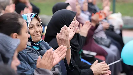 Gümüşyaka'da 3 parkın toplu açılış töreni gerçekleşti