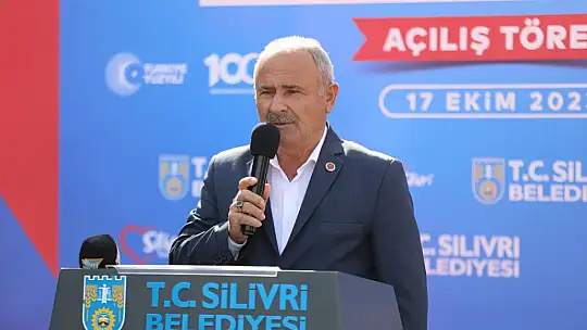 Başkan Yılmaz: 'Silivri'nin üzerinde biriken tozu ve kiri süpürüyoruz'