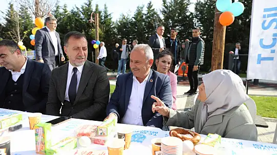 Başkan Yılmaz: 'Silivri'nin üzerinde biriken tozu ve kiri süpürüyoruz'