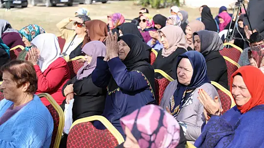 Başkan Yılmaz: 'Silivri'nin üzerinde biriken tozu ve kiri süpürüyoruz'