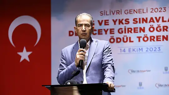 Silivri Belediyesinden YKS ve LGS'de dereceye giren öğrencilere ödül