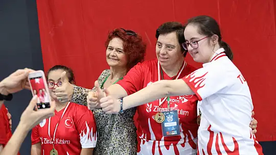 Türk Dünyası Özel Sporcular Şenliği Silivri'de gerçekleşti