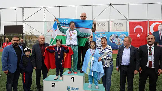 Türk Dünyası Özel Sporcular Şenliği Silivri'de gerçekleşti