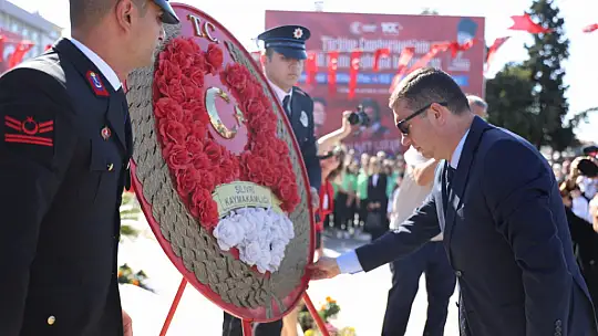 Silivri'de Cumhuriyet coşkusu Kıraç konseriyle devam etti
