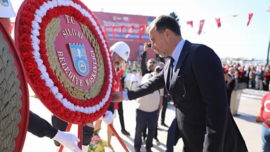 Silivri'de Cumhuriyet coşkusu Kıraç konseriyle devam etti