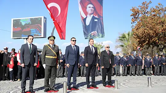Silivri'de Cumhuriyet coşkusu Kıraç konseriyle devam etti
