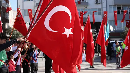 Silivri'de Cumhuriyet coşkusu Kıraç konseriyle devam etti