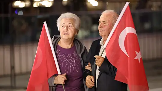 Silivri'de Cumhuriyet coşkusu Kıraç konseriyle devam etti